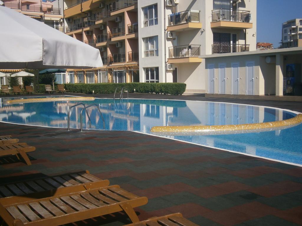 Anna Marina Apartments สวิติ วลัส ภายนอก รูปภาพ