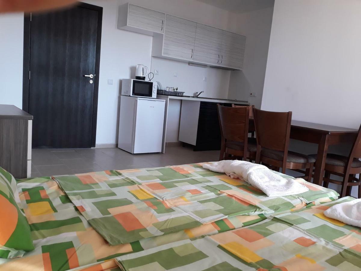 Anna Marina Apartments สวิติ วลัส ภายนอก รูปภาพ