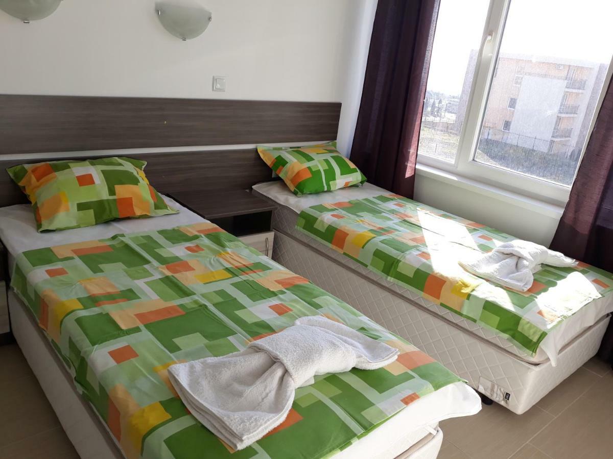 Anna Marina Apartments สวิติ วลัส ภายนอก รูปภาพ